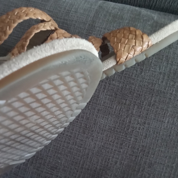 Aerosoles Tan Weave Wedge Heel Sandals 8.5 - Picture 8 of 11